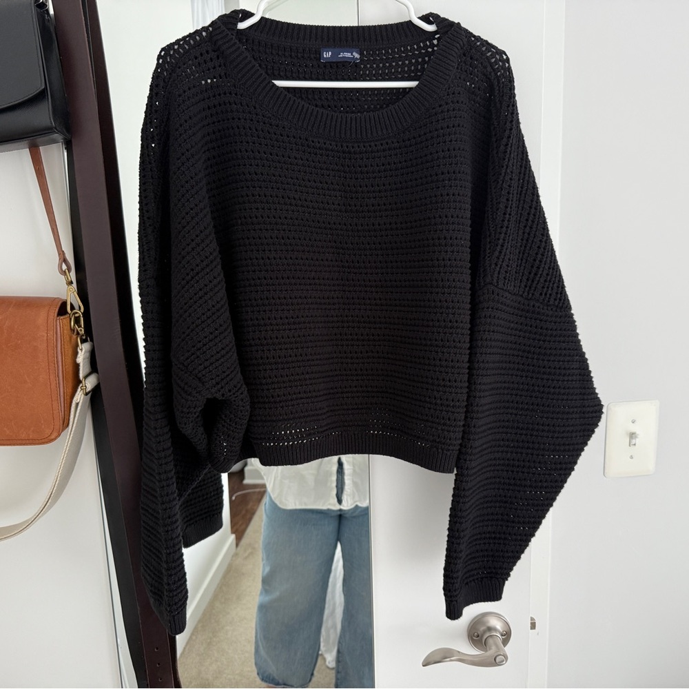 GAP Cropped Black Knit Sweater XL